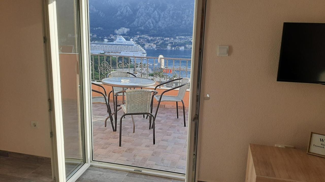 Apartments Krivokapic コトル エクステリア 写真